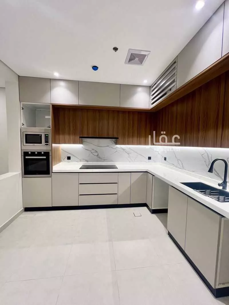 شقة للإيجار في شارع 10217559, حي البحر, مدينة الخبر, المنطقة الشرقية 1 صورة