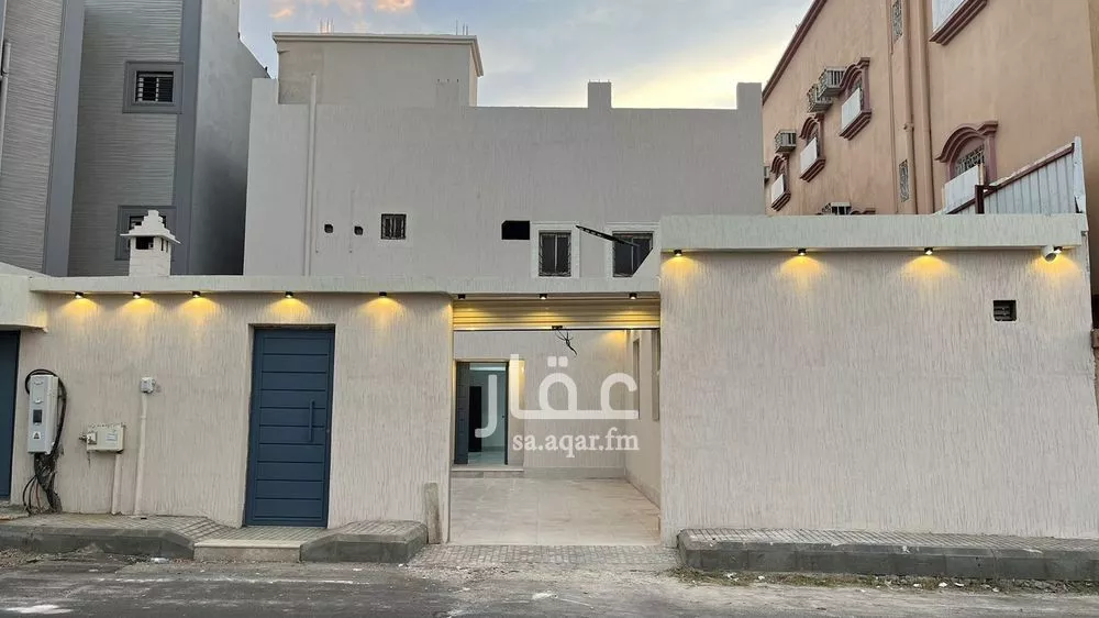 فيلا للبيع في حي ال بريد, مدينة احد رفيده, منطقة عسير 1 صورة
