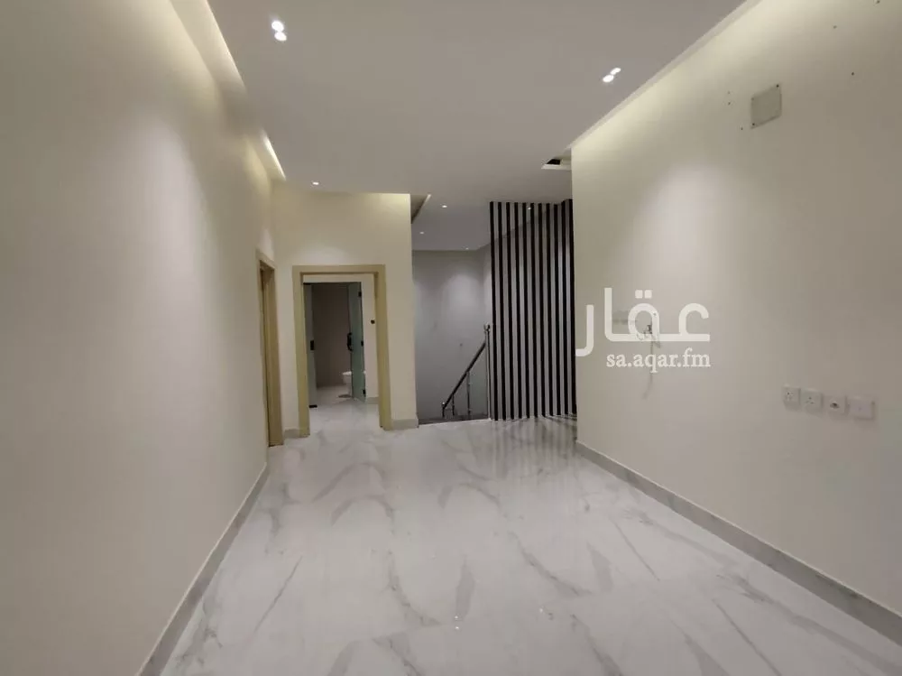 فيلا للبيع في حي عكاظ, مدينة الرياض, منطقة الرياض 1 صورة