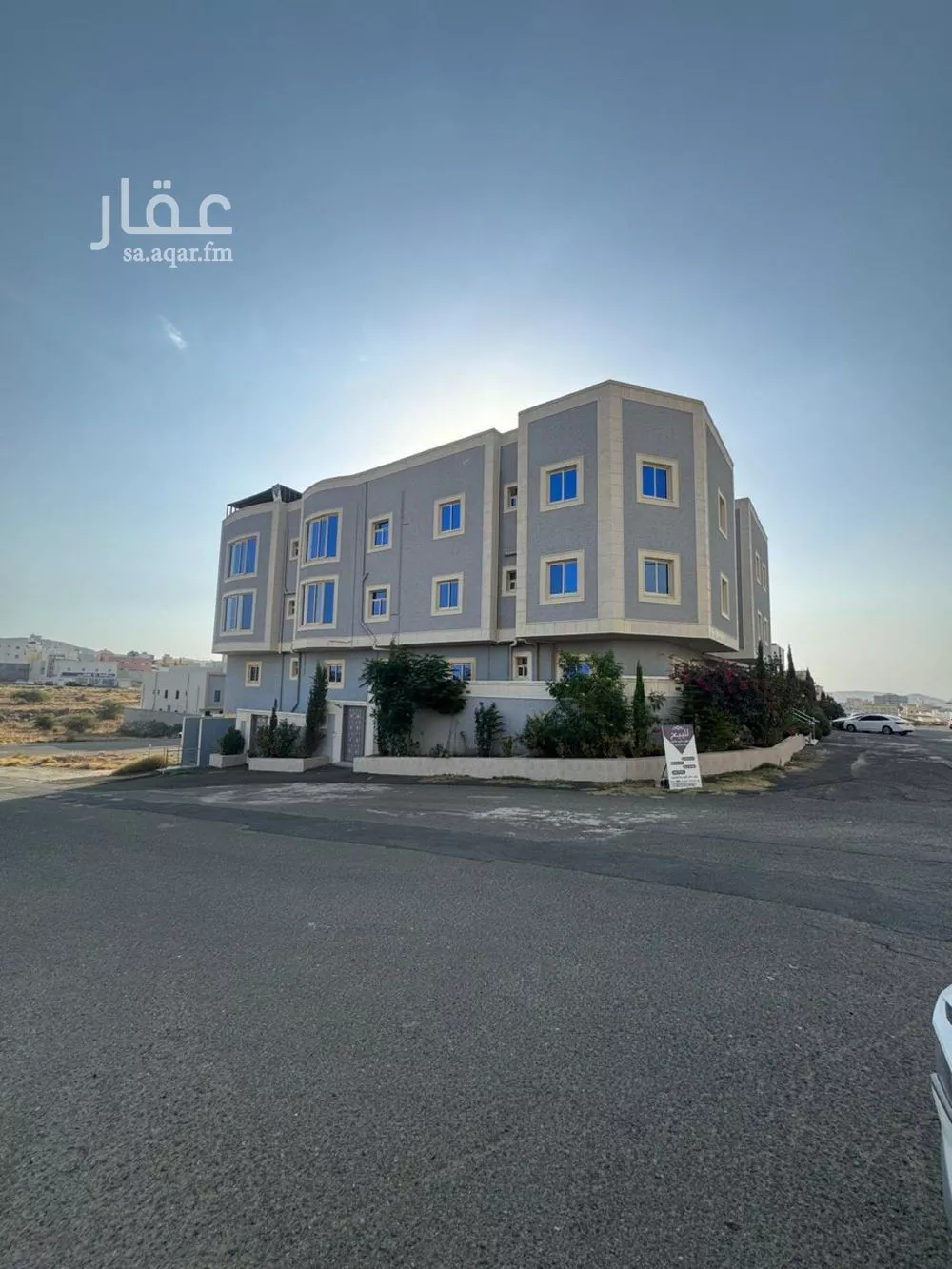 شقة للبيع في شارع الطرفاء, حي العقيق, مدينة ابها, منطقة عسير 1 صورة