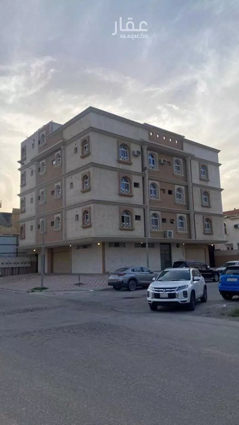 عمارة للبيع في شارع الرياض, الخبر الجنوبية, الخبر 1 صورة