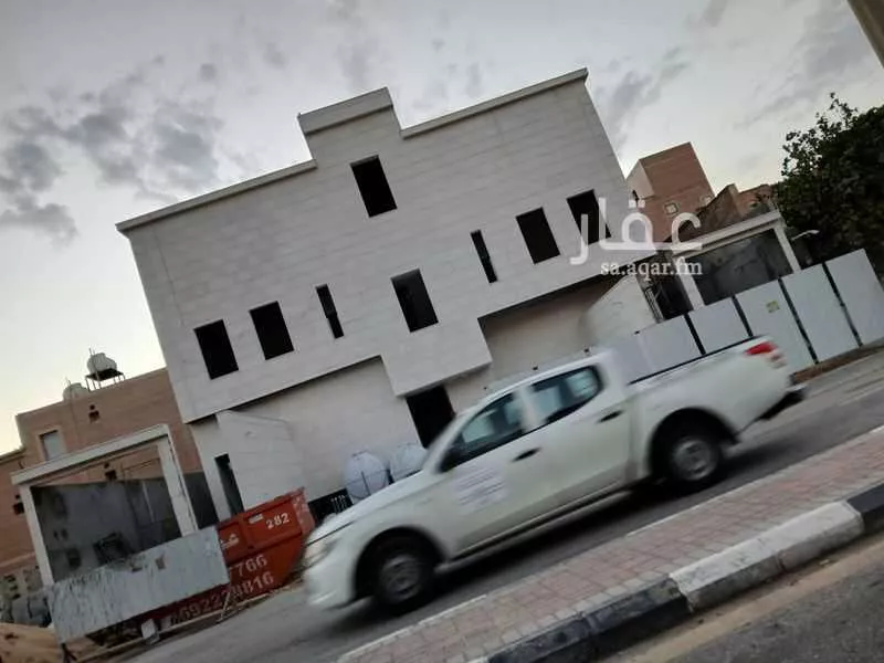 شقة للبيع في شارع عبدالرحمن بن معاذ القرشي ، حي الجسر ، الخبر ، الخبر 1 صورة