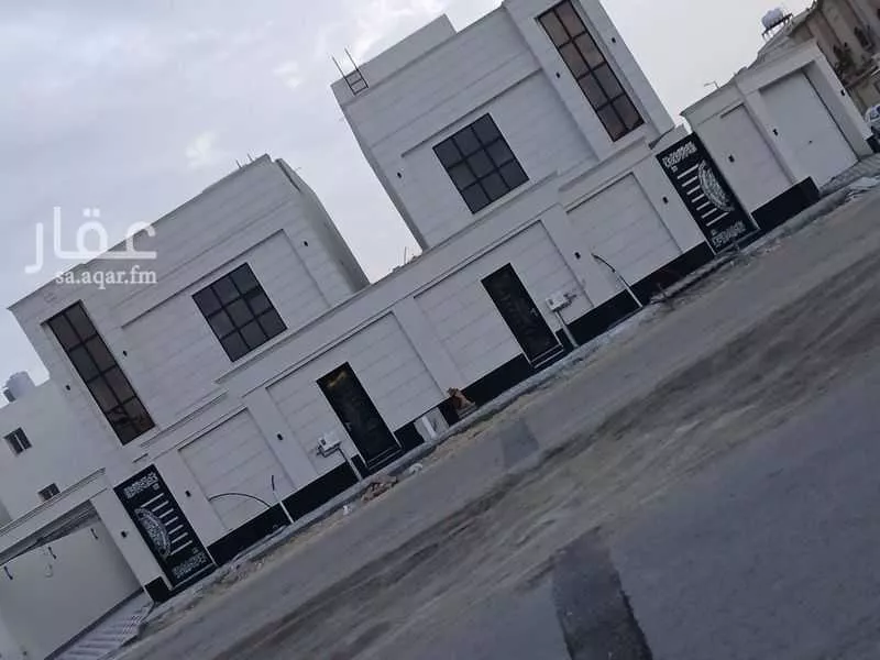 فيلا للبيع في طريق الملك فهد, حي الشراع, الخبر 1 صورة