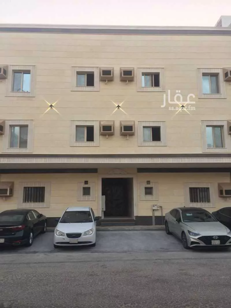 عمارة للإيجار في شارع رابغ, حي الثقبة, الخبر 1 صورة