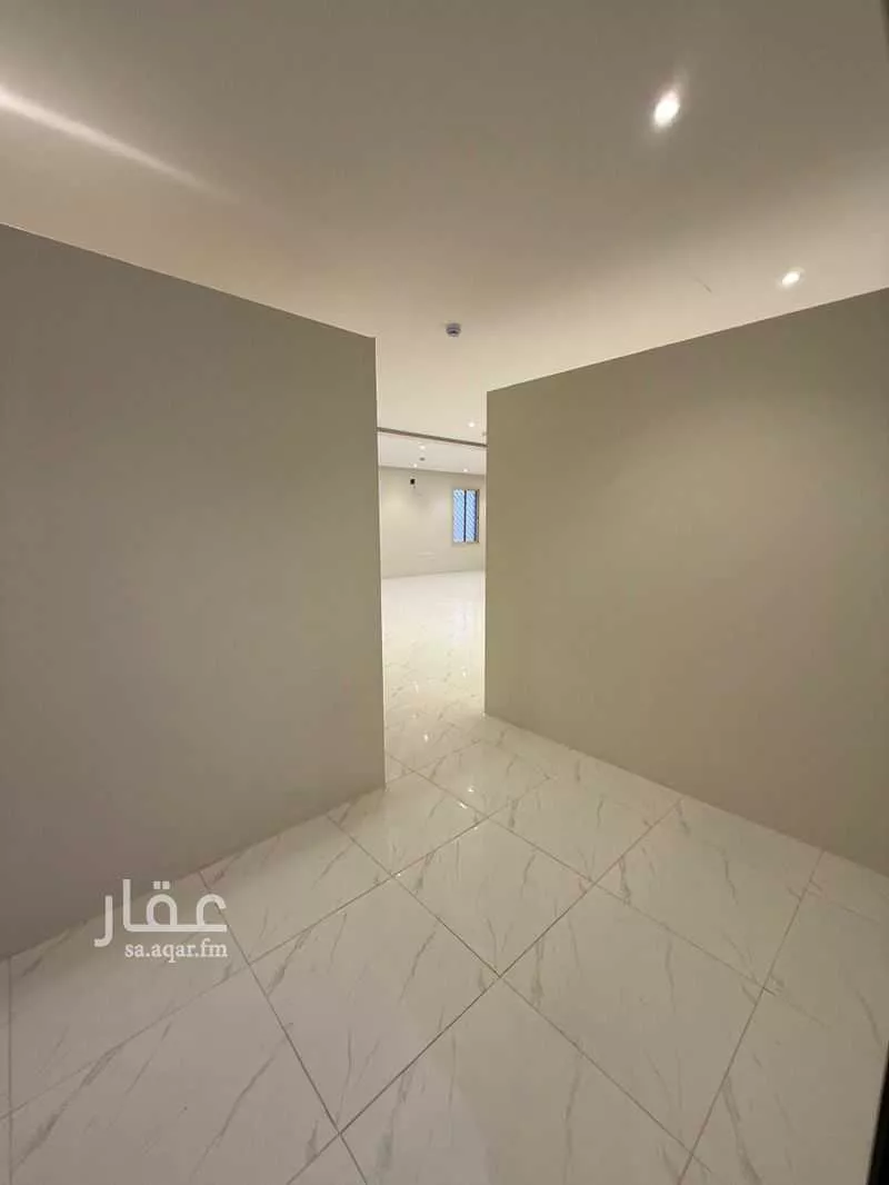 مكتب تجاري للإيجار في شارع السيل الكبير, حي المهدية, مدينة الرياض, منطقة الرياض 1 صورة