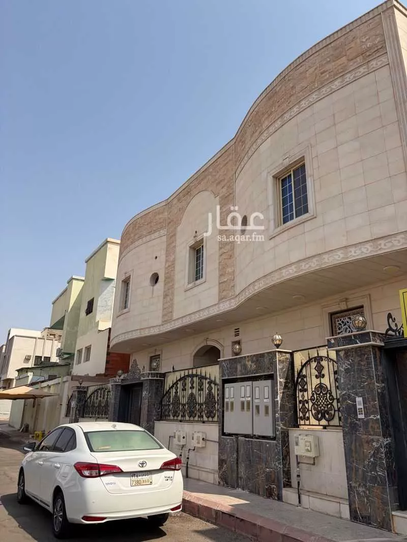 شقة للبيع في شارع سليمان بن احمد, حي الخالدية, مدينة المدينه المنوره, منطقة المدينة المنورة 1 صورة