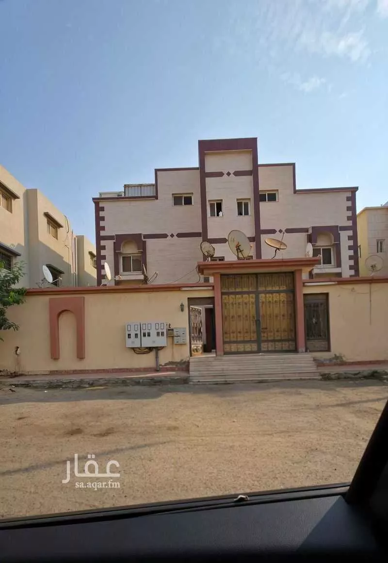 فيلا للبيع في شارع حسن نويدر, حي المحمدية, مدينة جدة, منطقة مكة المكرمة 1 صورة