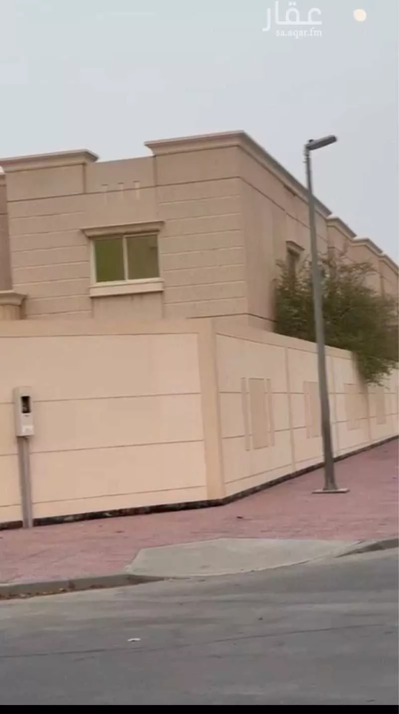 فيلا للبيع في شارع طريق الينابيع, حي جلمودة, مدينة مدينه الجبيل الصناعيه, المنطقة الشرقية 1 صورة