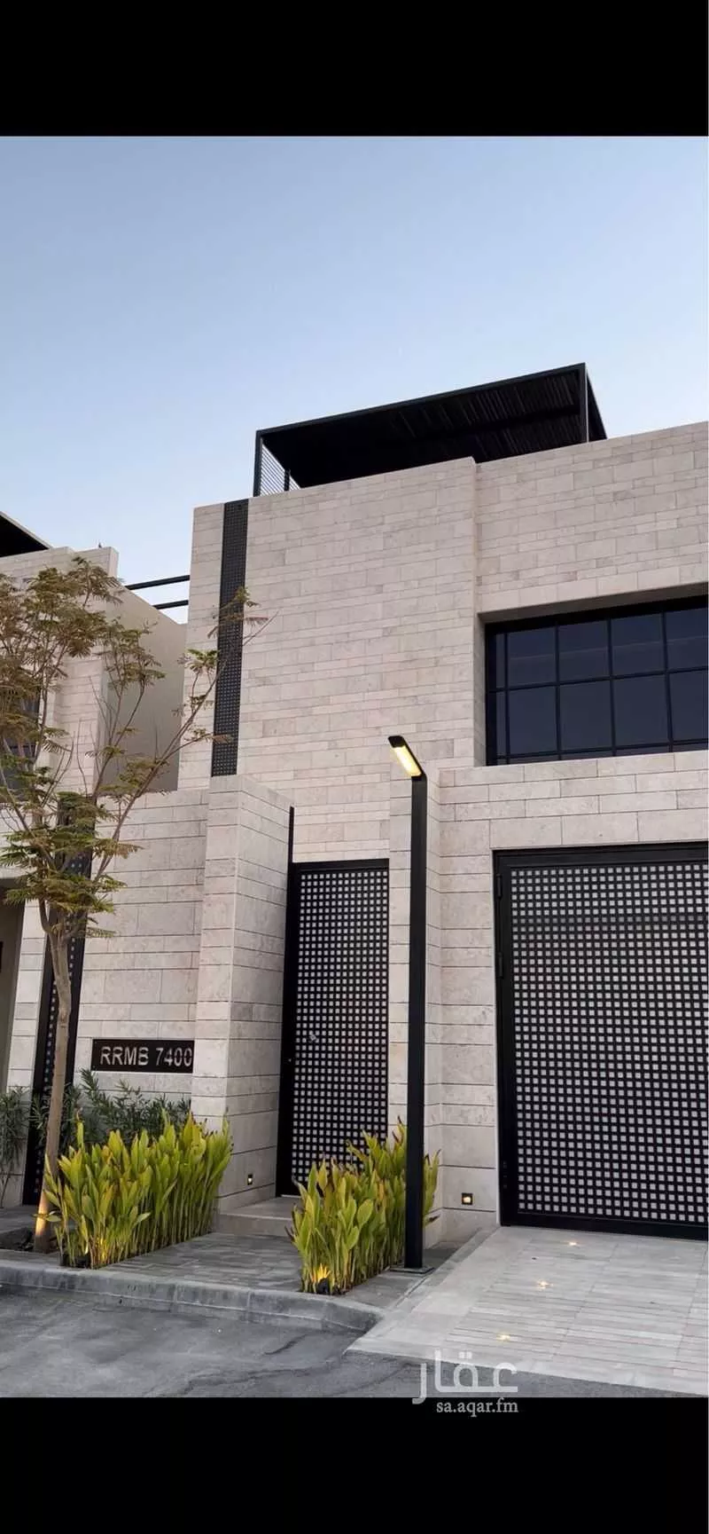 فيلا للبيع في شارع رقم 215, حي الملقا, مدينة الرياض, منطقة الرياض 1 صورة