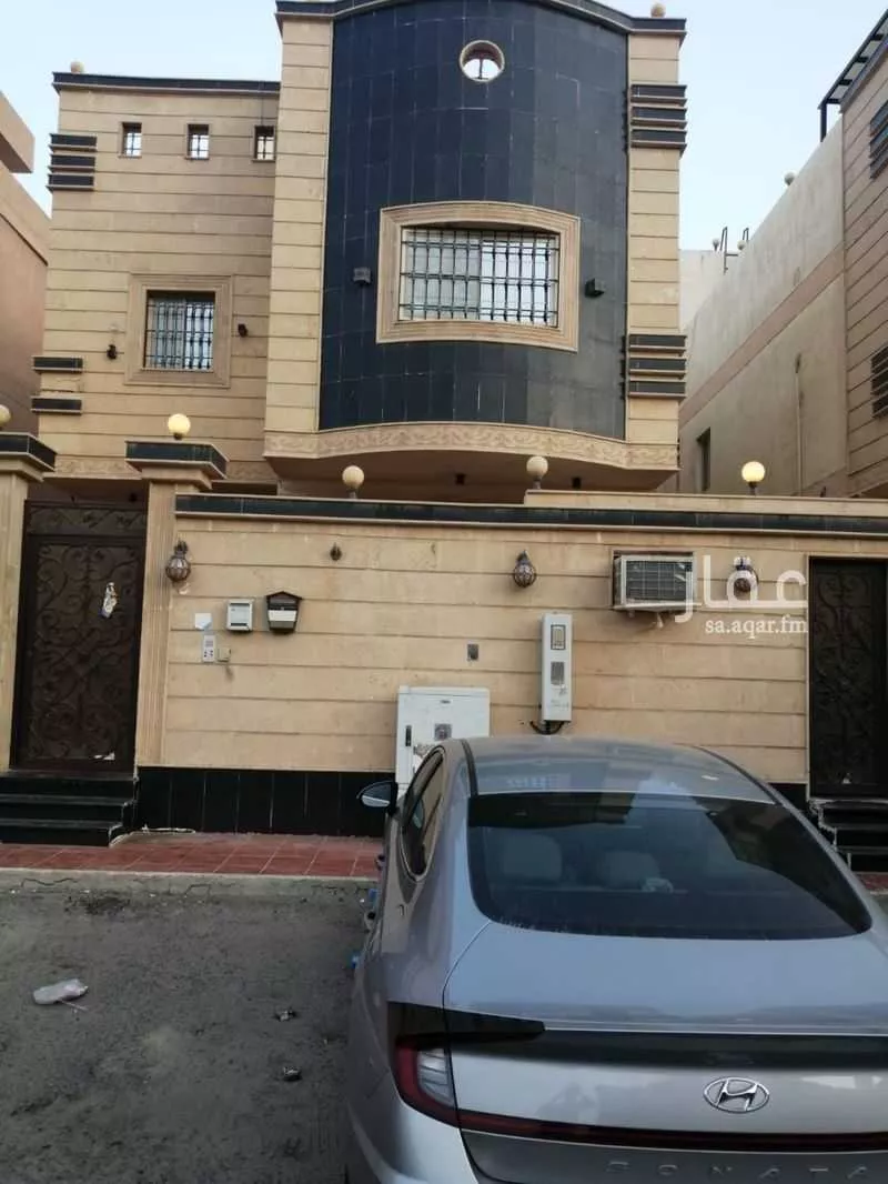 فيلا للبيع في شارع أبو العلاء النجمي ، حي الحمدانية ، جدة ، جدة 1 صورة