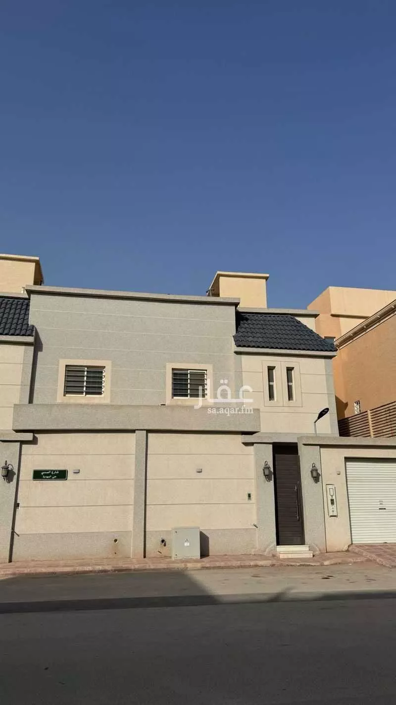 فيلا للبيع في شارع السدي, حي المهدية, مدينة الرياض, منطقة الرياض 1 صورة