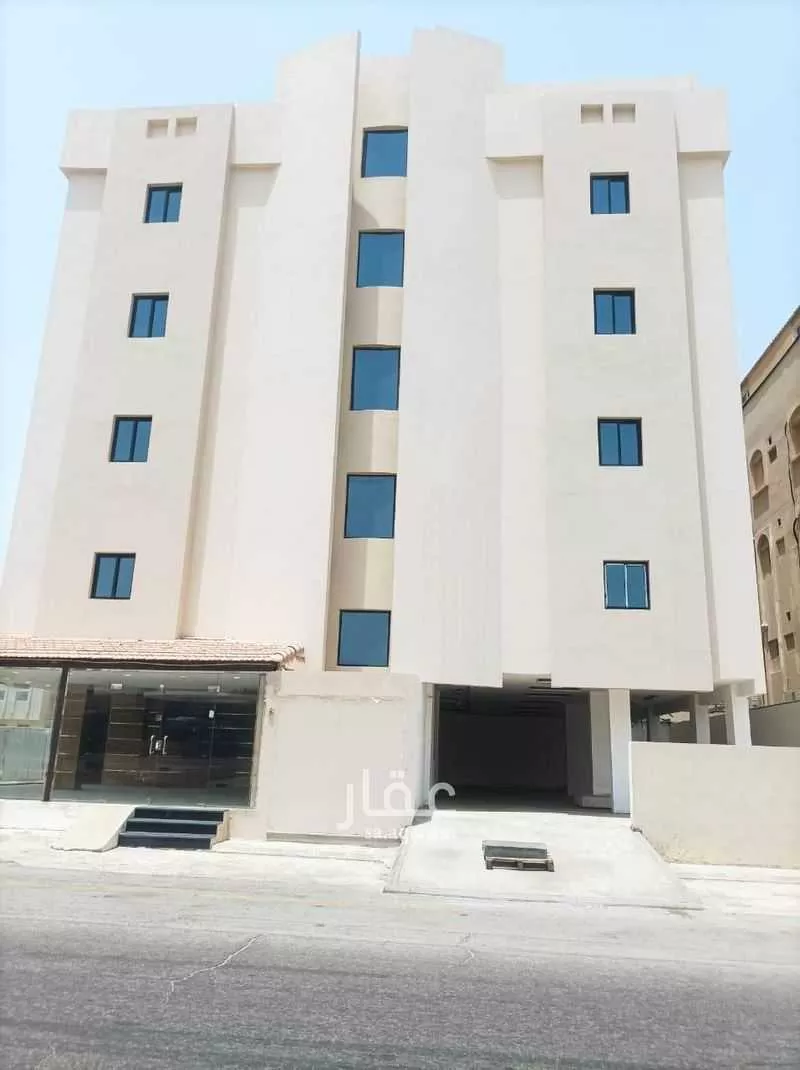 عمارة للإيجار في حي العقربية, مدينة الخبر, المنطقة الشرقية 1 صورة