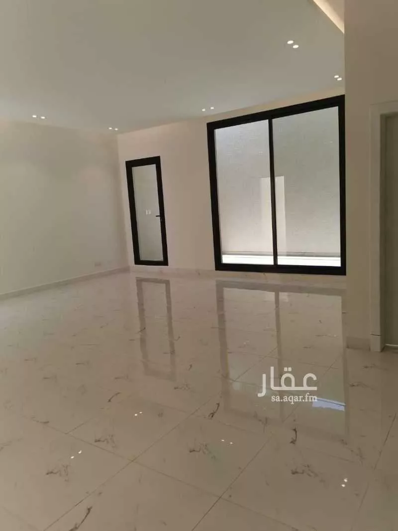 فيلا للبيع في شارع إسماعيل بن أبي اليسر, حي العارض, مدينة الرياض, منطقة الرياض 1 صورة