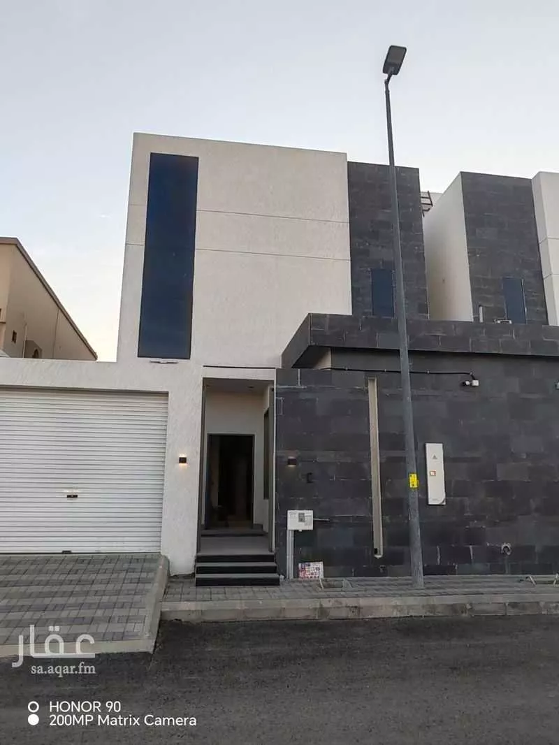 فيلا للإيجار في شارع خلف الفراء, حي الشفاء, مدينة الرياض, منطقة الرياض 1 صورة