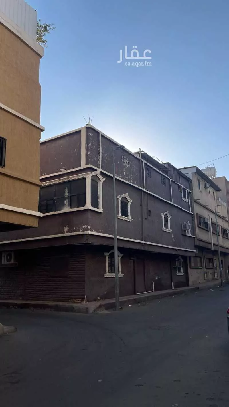 عمارة للبيع في شارع الريان, حي الريان, مدينة الطائف, منطقة مكة المكرمة 1 صورة