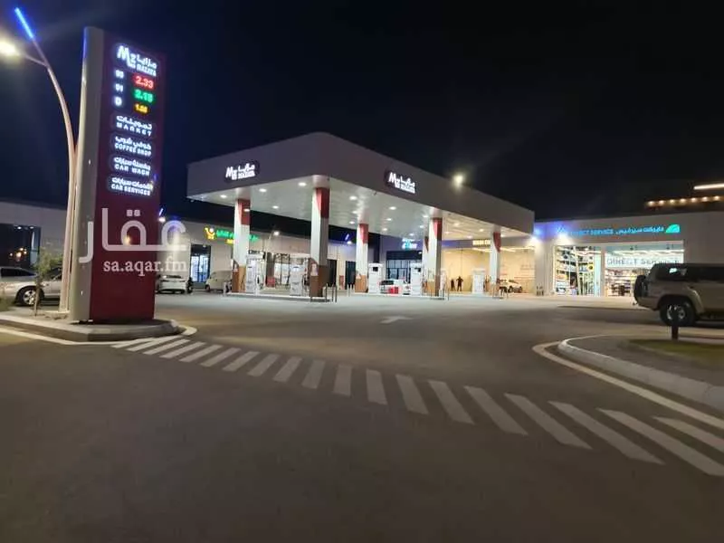 محل للإيجار في شارع الصفراء 21, حي الحمراء, مدينة بريده, منطقة القصيم 1 صورة