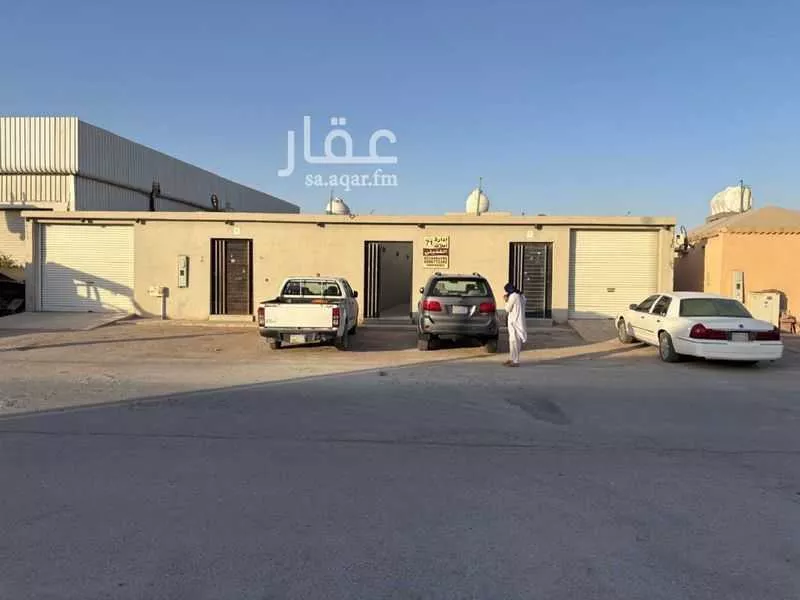 استراحة للبيع في شارع محمد بن زين الدين الطبري, حي الرمال, مدينة الرياض, منطقة الرياض 1 صورة