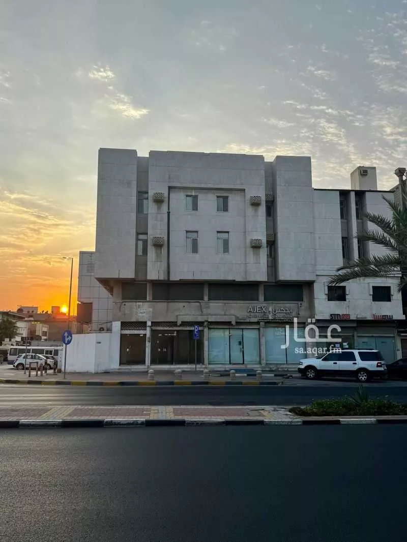 عمارة للإيجار في شارع محمد بن فهد, حي مدينة العمال, مدينة الدمام, المنطقة الشرقية 1 صورة