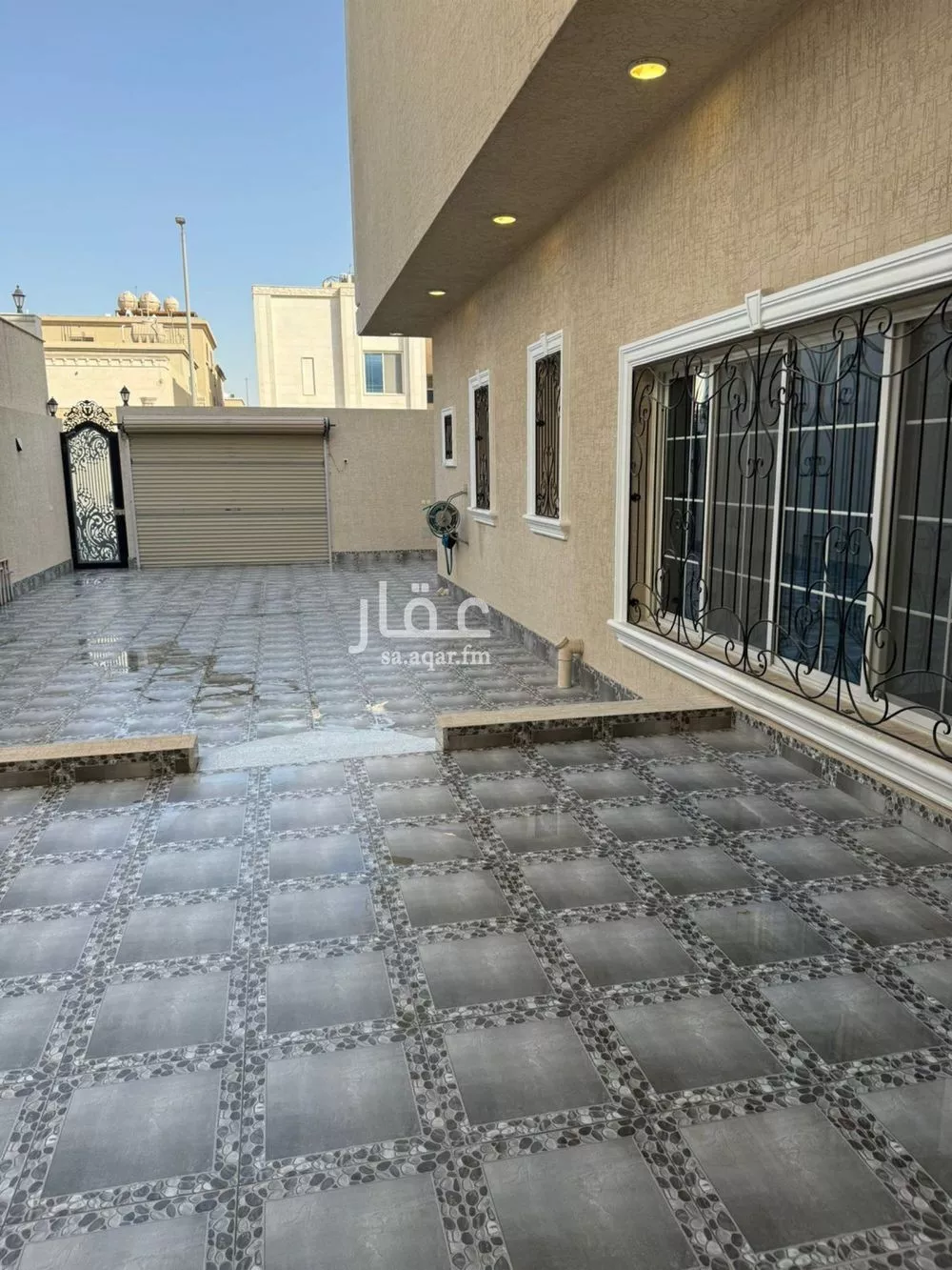 فيلا للبيع في شارع العطاء, حي الشعلة, مدينة الدمام, المنطقة الشرقية 1 صورة