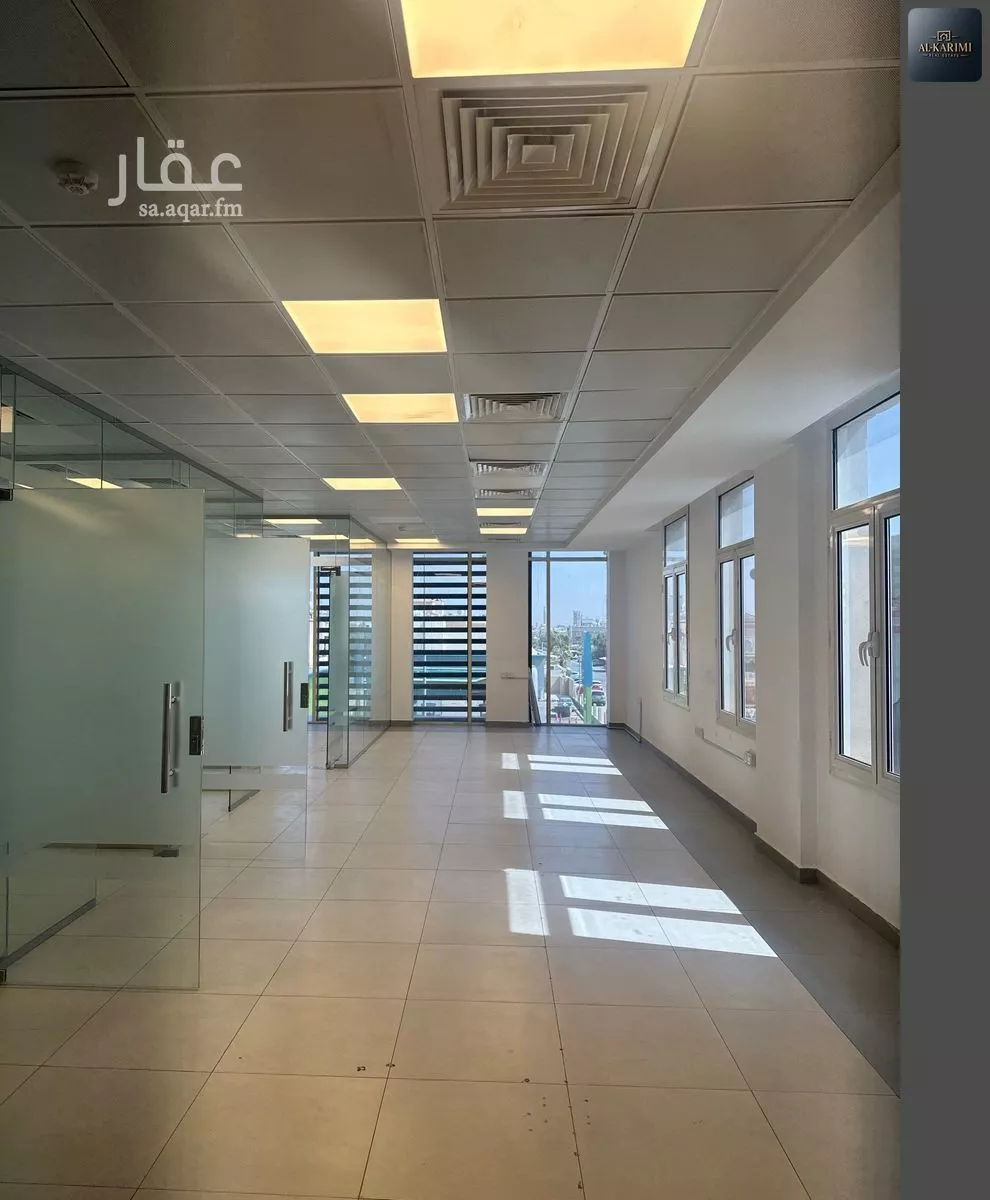 مكتب تجاري للإيجار في شارع خالد بن الوليد, حي الروضة, مدينة الرياض, منطقة الرياض 1 صورة