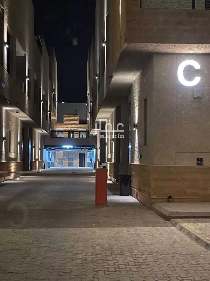 فيلا للإيجار في شارع ابن عبدالغافر النيسابوري, حي العارض, مدينة الرياض, منطقة الرياض 1 صورة