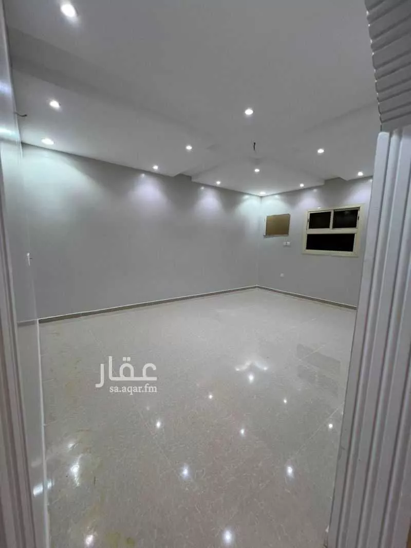 شقة للإيجار في شارع آسية بنت فرج الجرهمية, حي القيم الأعلى, مدينة الطائف, منطقة مكة المكرمة 1 صورة