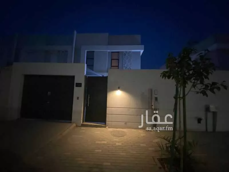 فيلا للإيجار في شارع أحمد الحسباني, حي مطار الملك خالد الدولي, مدينة الرياض, منطقة الرياض 1 صورة