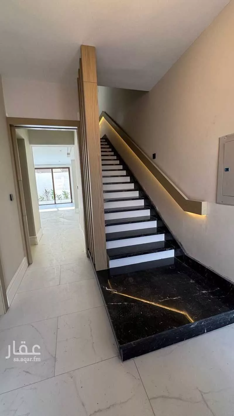 فيلا للإيجار في شارع 6894750, حي العاصمة, مدينة الدرعية, منطقة الرياض 1 صورة