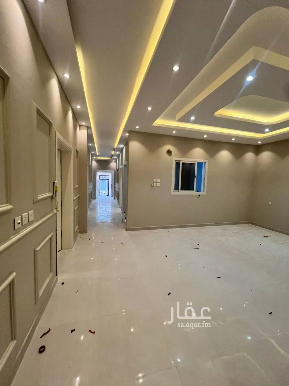 عمارة للإيجار في شارع هناد بن السري, حي الاناهي, مدينة المدينه المنوره, منطقة المدينة المنورة 1 صورة