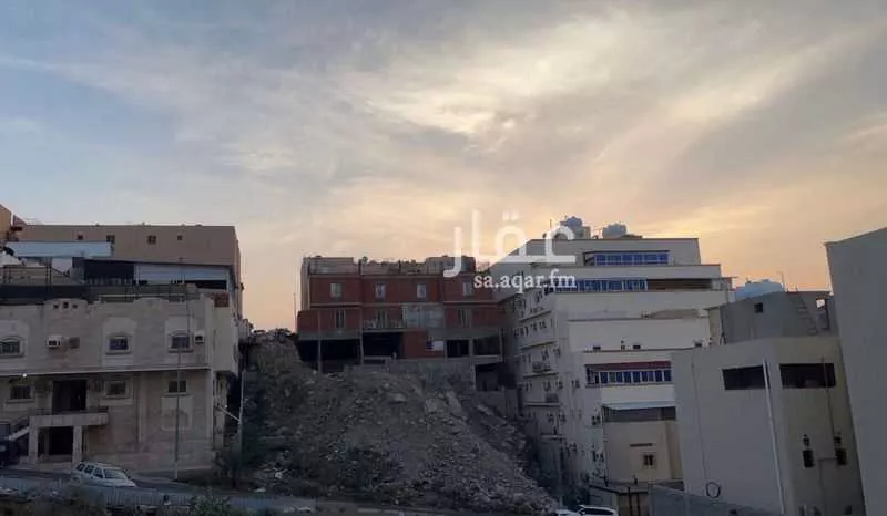 أرض للبيع في شارع القرشع, حي العوالي, مدينة مكه المكرمه, منطقة مكة المكرمة 1 صورة