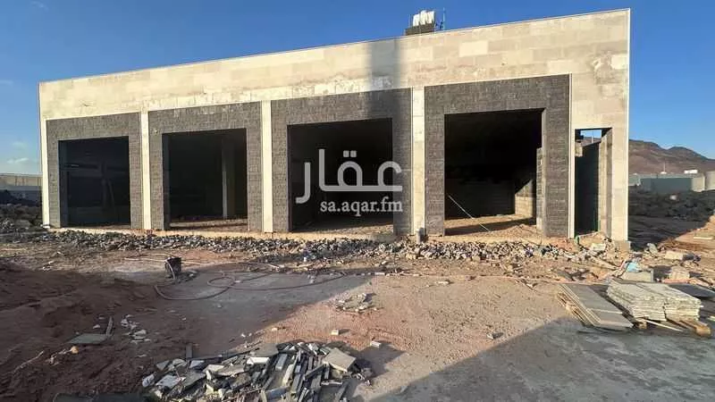 محل للإيجار في شارع العرباض ابن ساريه, حي السكب, مدينة المدينة المنورة, منطقة المدينة المنورة 1 صورة