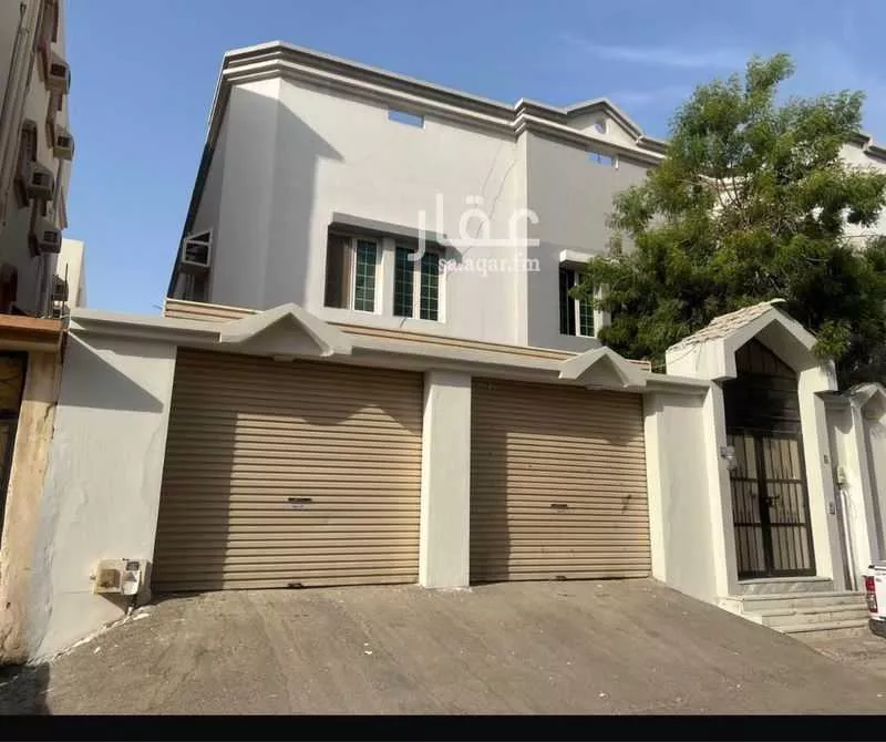 فيلا للبيع في شارع علي بن وهب, حي السنابل, مدينة جدة, منطقة مكة المكرمة 1 صورة