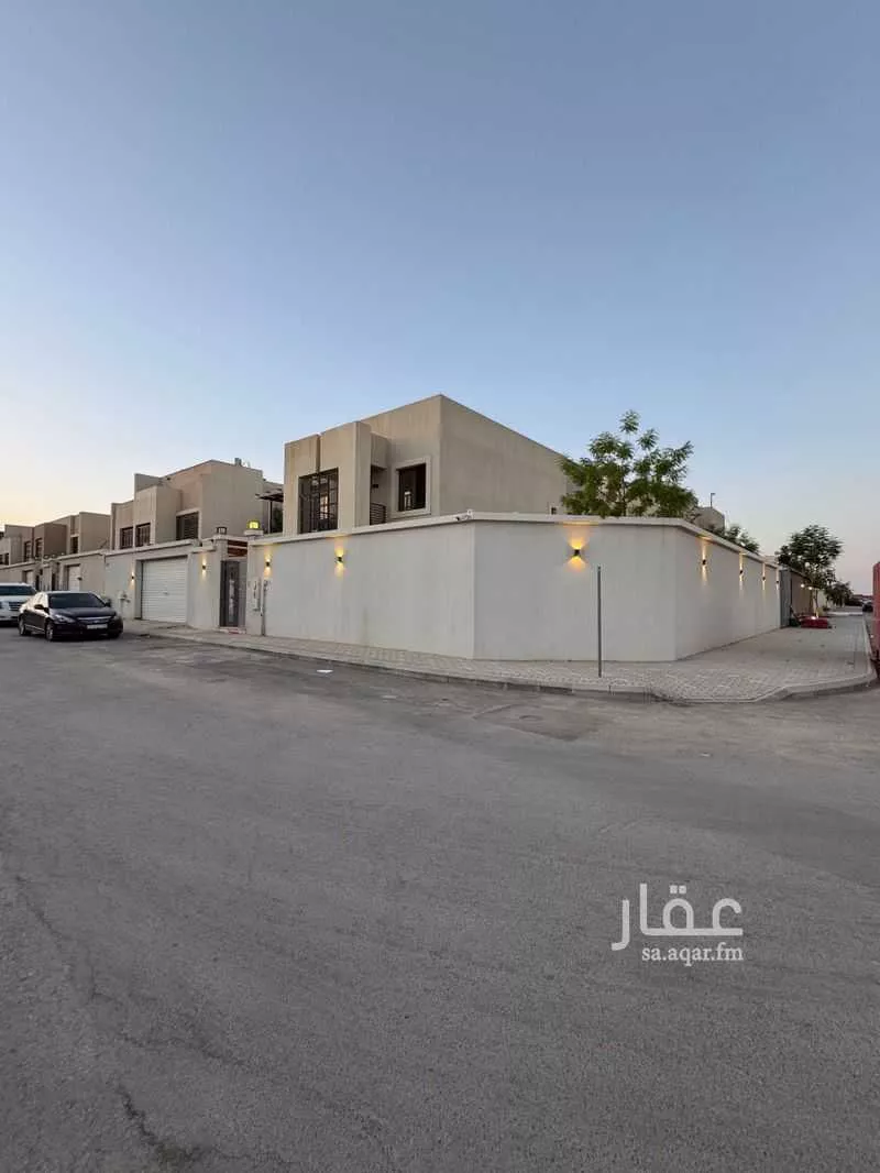 فيلا للبيع في شارع حسن بن مزروع, حي الرمال, مدينة الرياض, منطقة الرياض 1 صورة
