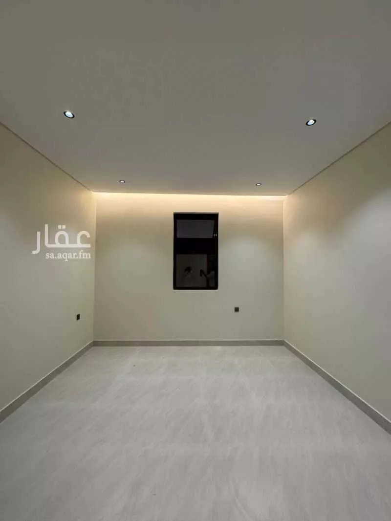 عمارة للإيجار في شارع عكرمة البربري, حي الجامعيين, مدينة المجمعه, منطقة الرياض 1 صورة