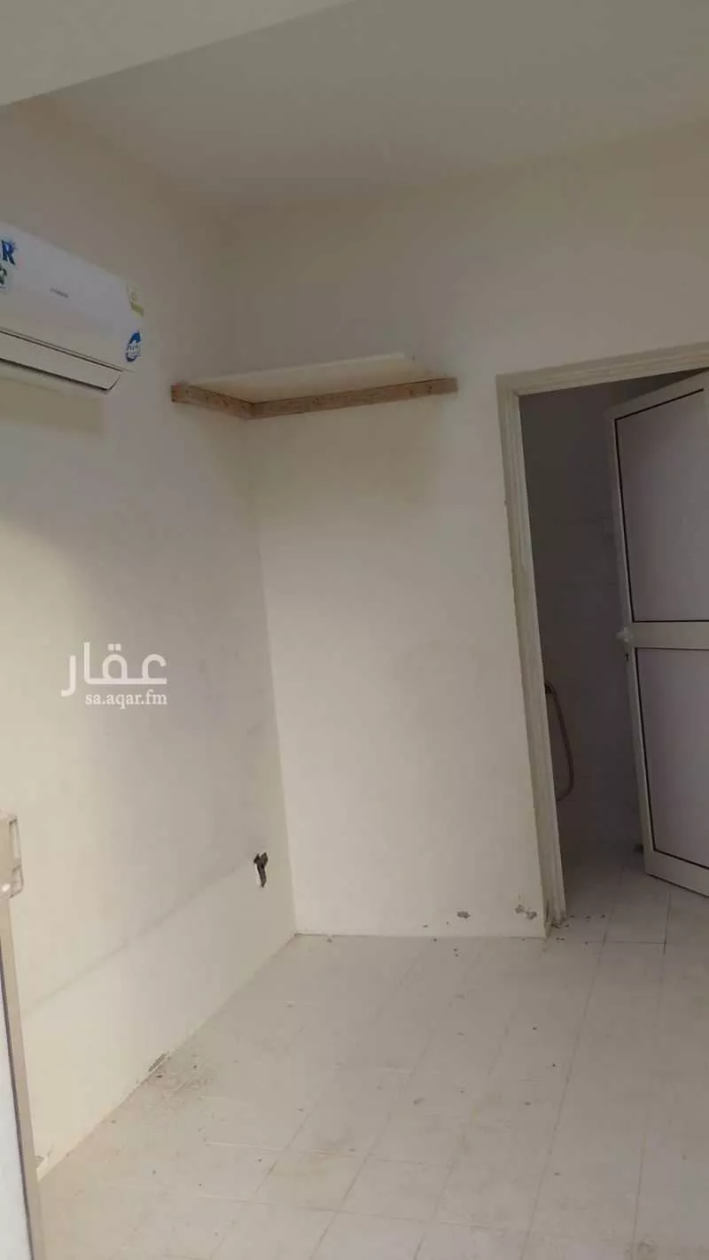 غرفة للإيجار في شارع رقم 518, حي النرجس, مدينة الرياض, منطقة الرياض 1 صورة