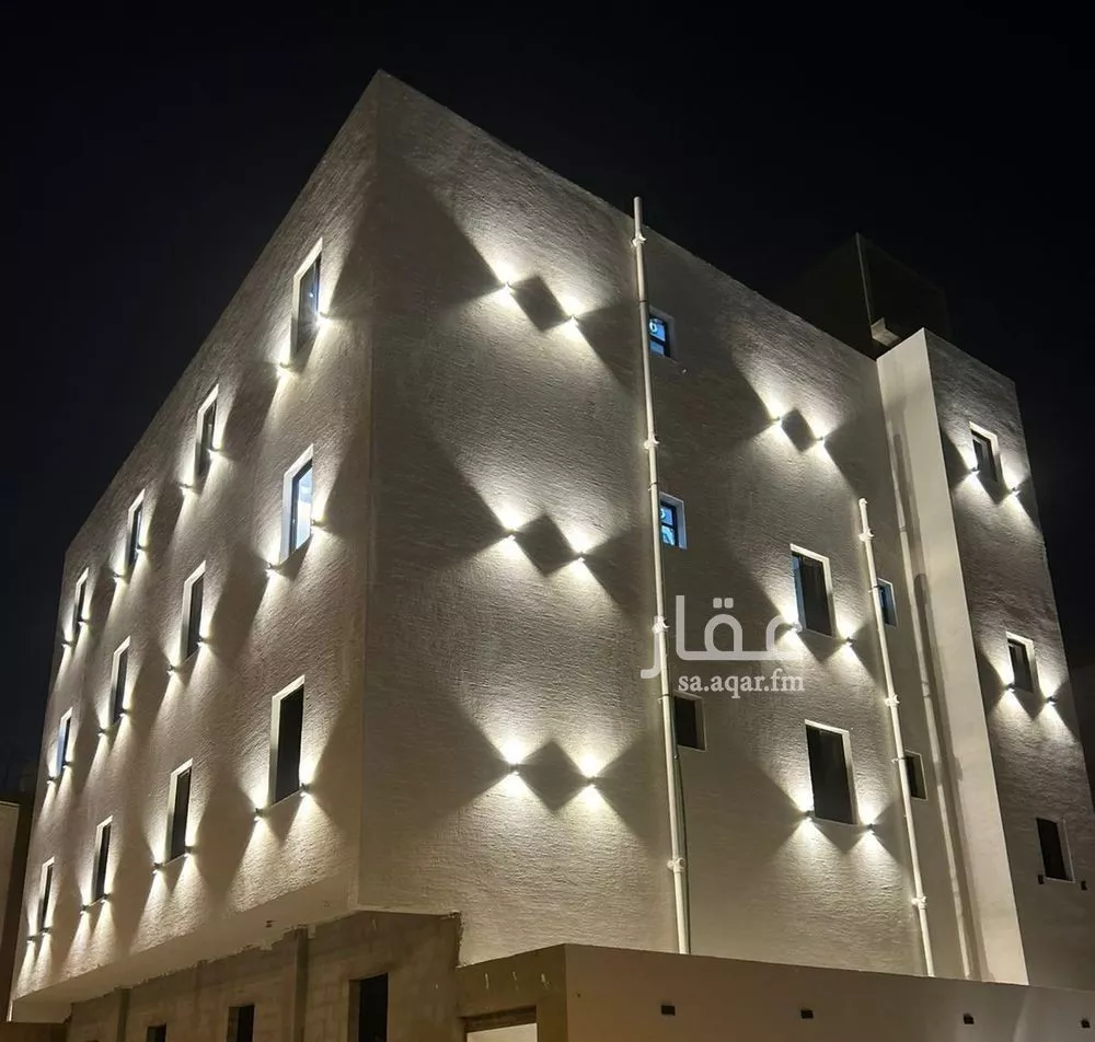 عمارة للبيع في شارع طريق المدينة المنورة, حي العوالي, مدينة الرياض, منطقة الرياض 1 صورة