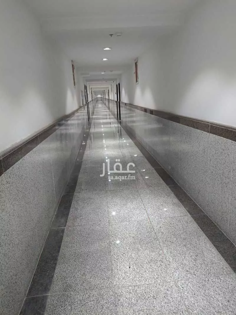 عمارة للإيجار في شارع الخرج, حي المناخ, مدينة الرياض, منطقة الرياض 1 صورة