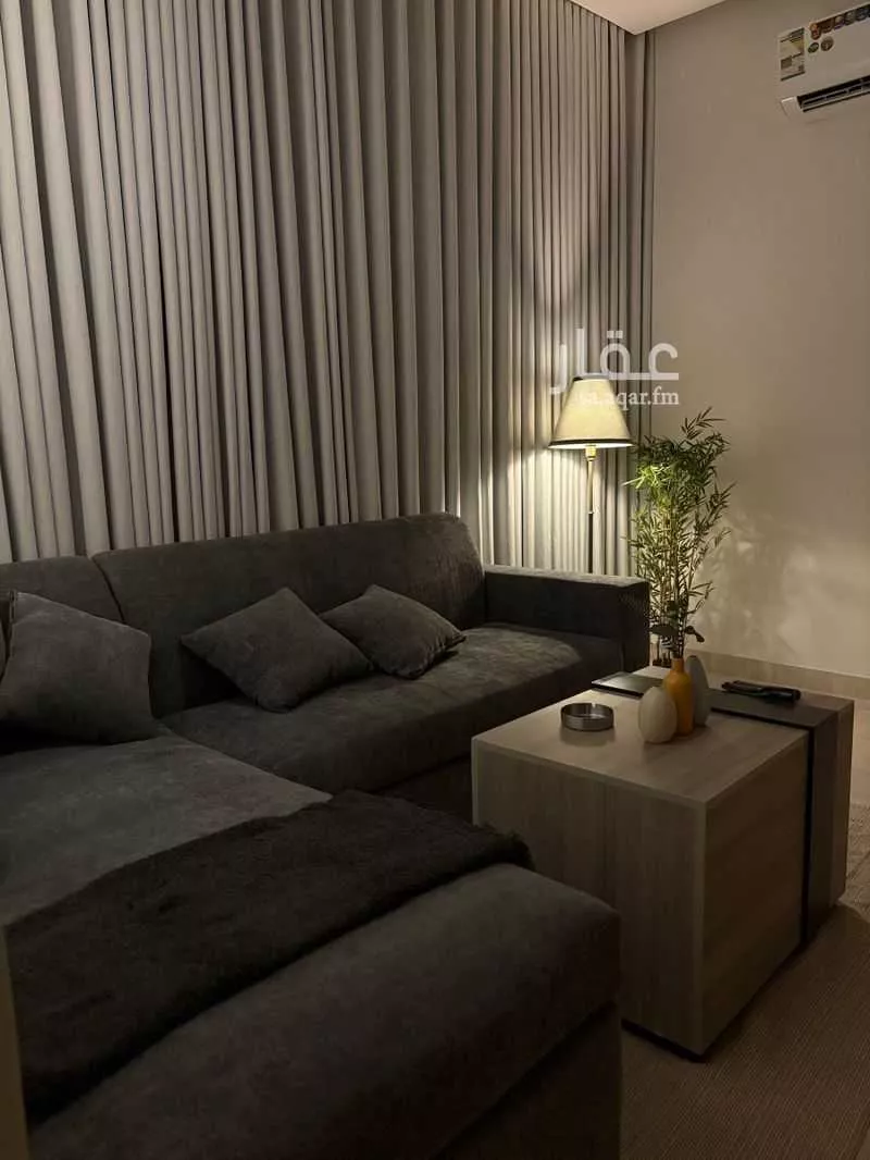 شقة مفروشة للحجز في شارع قطب الدين الشافعي ، حي القرية الثانية ، الدمام ، الدمام 1 صورة