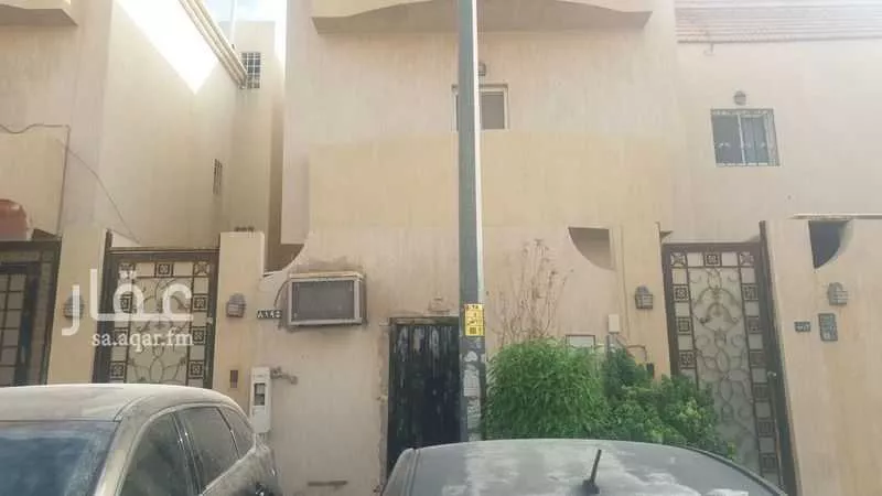 فيلا للبيع في شارع الفرش, حي إشبيلية, مدينة الرياض, منطقة الرياض 1 صورة