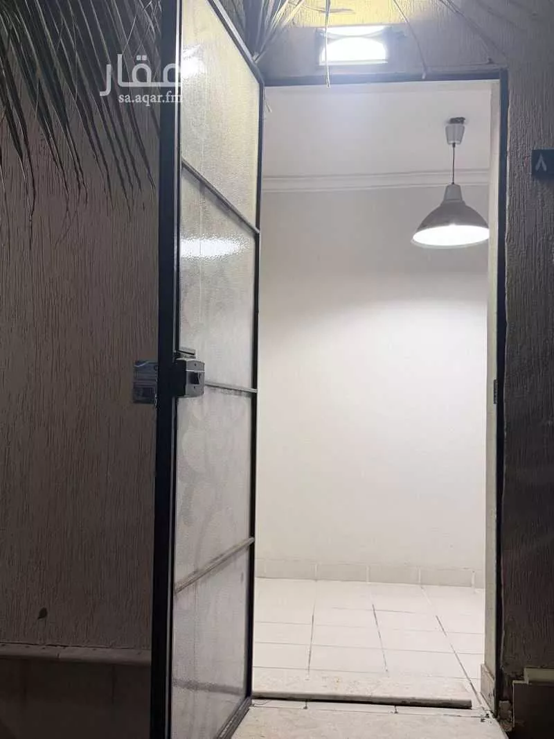 غرفة للإيجار في شارع ابن أبي الزرقاء ، حي الصوارى ، جدة ، جدة 1 صورة
