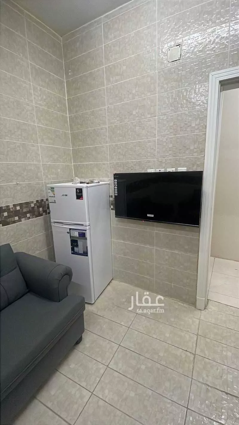 عمارة للإيجار في شارع الرديفة, حي السويدي, مدينة الرياض, منطقة الرياض 1 صورة