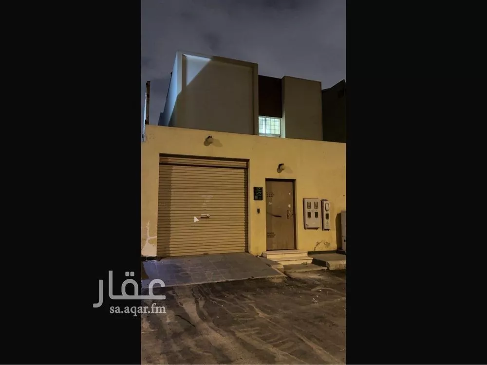 فيلا للبيع في شارع دار الإسلام, حي السعادة, مدينة الرياض, منطقة الرياض 1 صورة