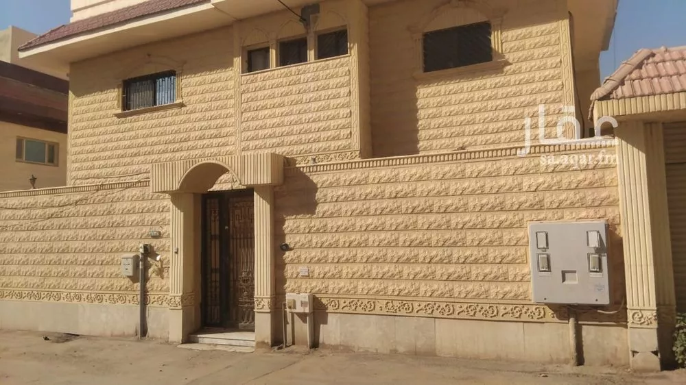 فيلا للإيجار في شارع عمر الكندي, حي الملك فهد, مدينة الرياض, منطقة الرياض 1 صورة