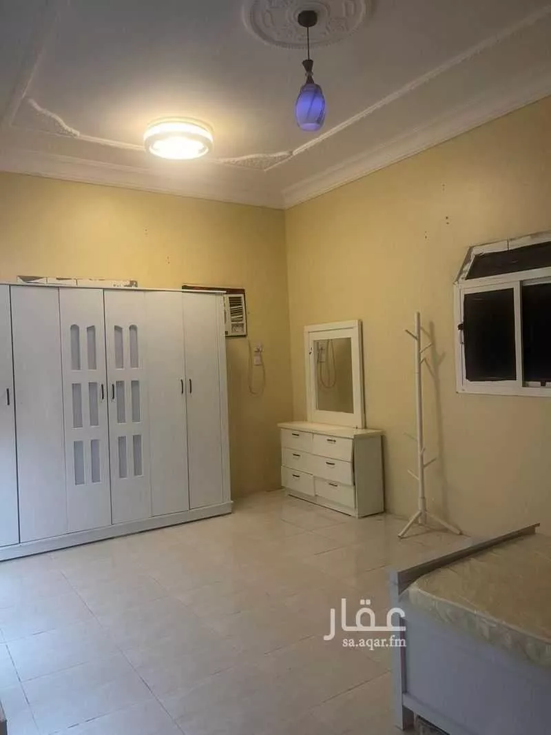 شقة للإيجار في شارع شهيد الدين ثم الوطن ابراهيم زاهر علي حقوي ، حي الروضة ، جازان ، منطقة جازان 1 صورة