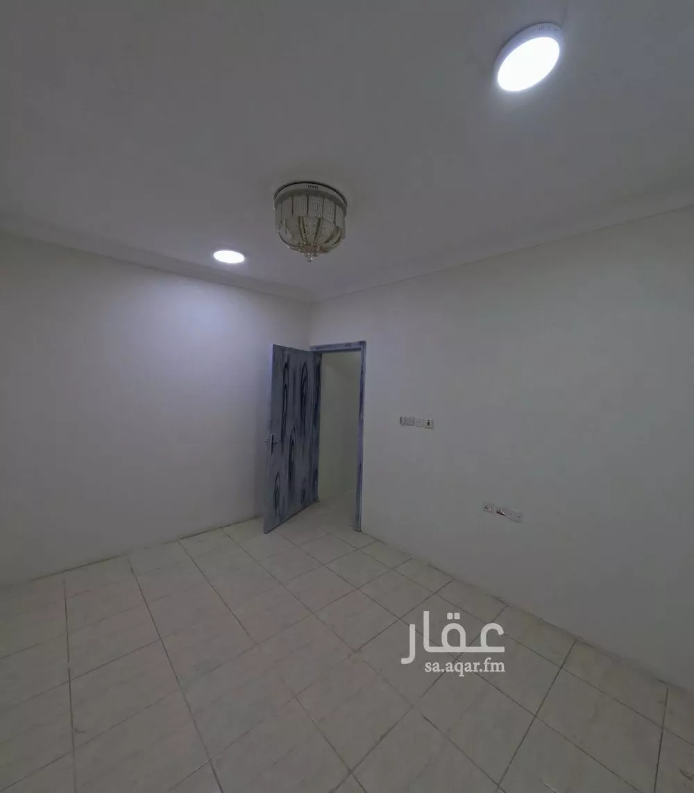 عمارة للإيجار في شارع حمزة بن محمد البجاني, حي منفوحة الجديدة, مدينة الرياض, منطقة الرياض 1 صورة