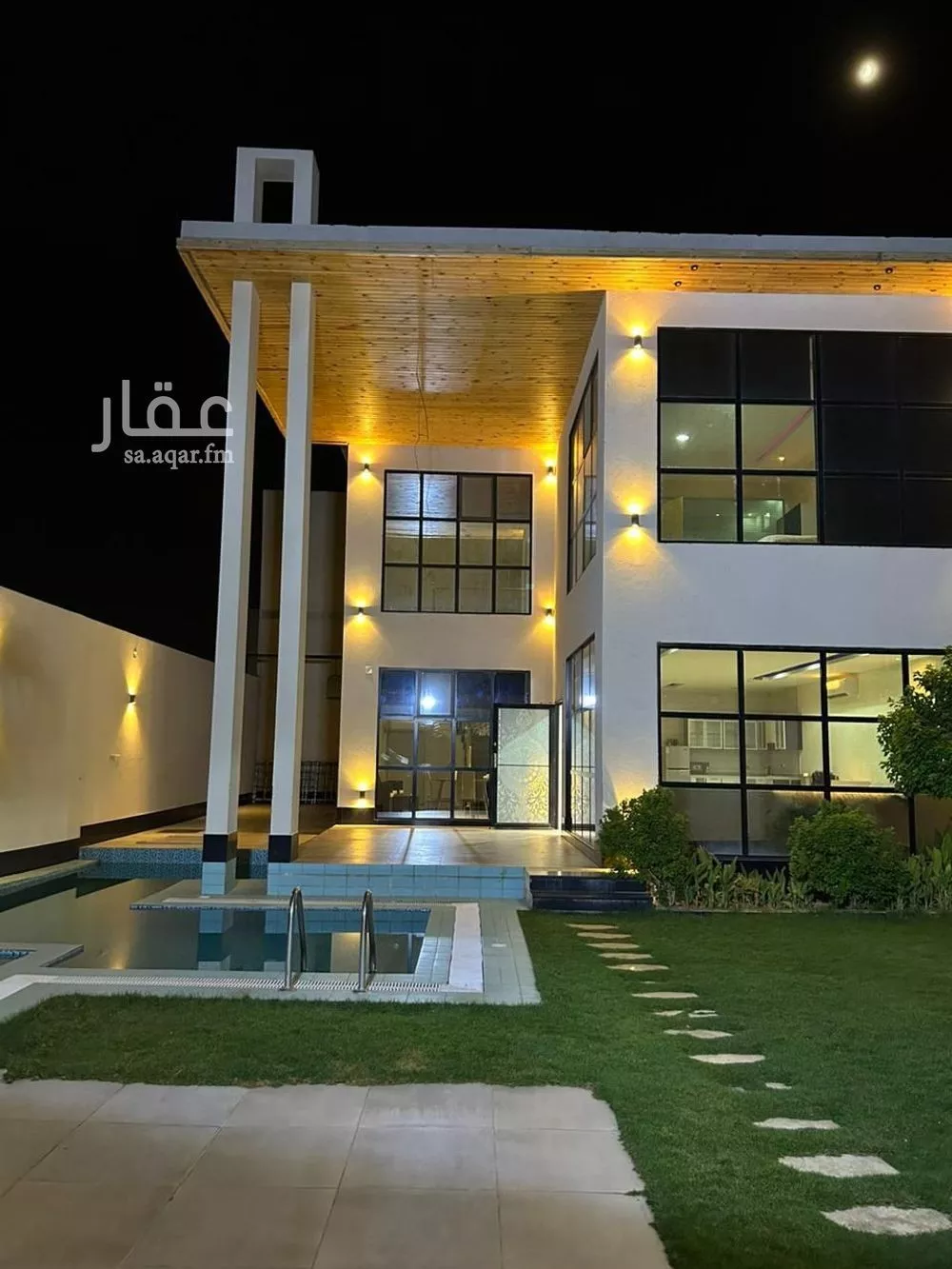 استراحة للبيع في شارع 20 م, حي الروابي, مدينة عنيزه, منطقة القصيم 1 صورة