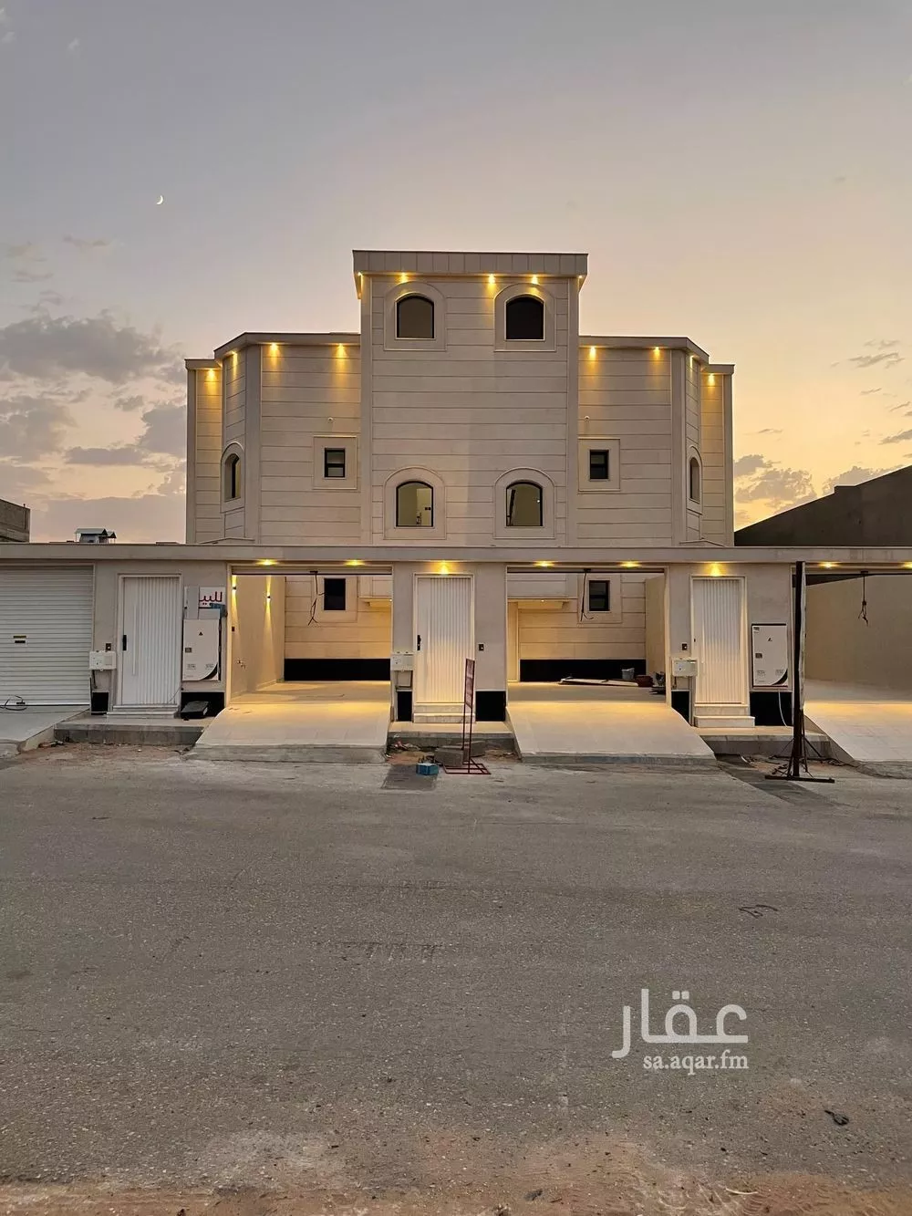 شقة للبيع في حي الفاخرية, مدينة عنيزه, منطقة القصيم 1 صورة