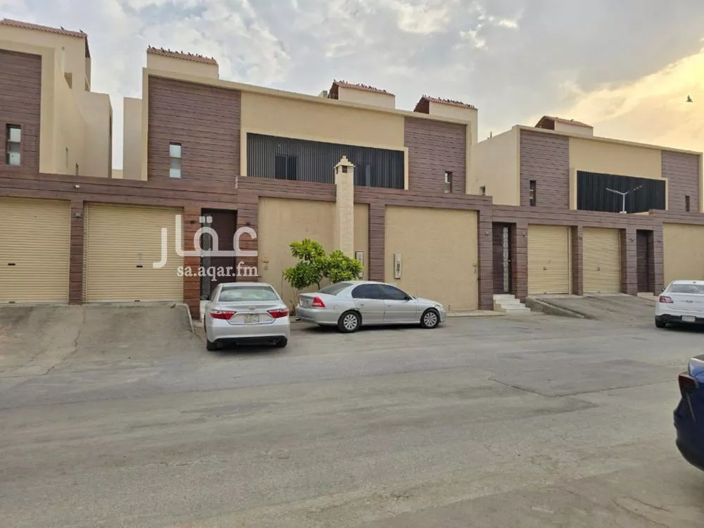 فيلا للإيجار في شارع عبدالكريم الهندي, حي عكاظ, مدينة الرياض, منطقة الرياض 1 صورة