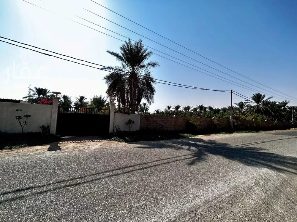 استراحة للبيع في شارع عبدالله بن خلف الخزاعي, مدينة بريدة, منطقة القصيم 1 صورة