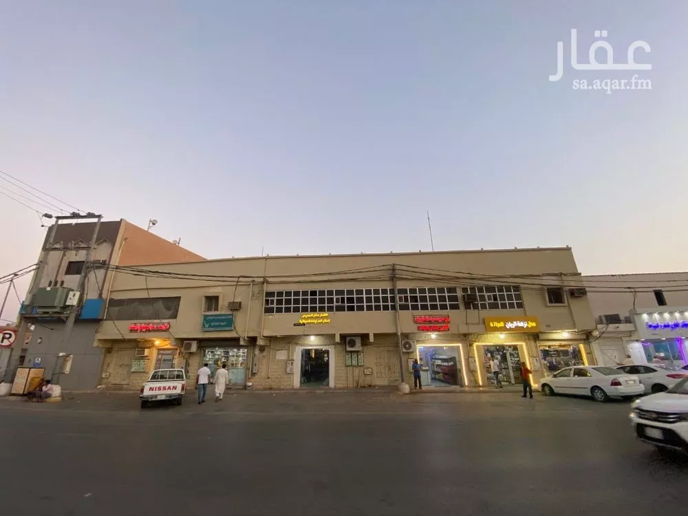 عمارة للبيع في شارع طريق الملك عبدالعزيز, حي الحزم, مدينة رياض الخبراء, منطقة القصيم 1 صورة